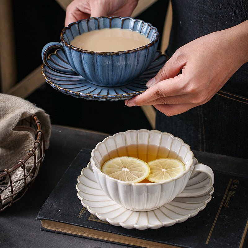 Japanese-style Ceramic Coffee Cup and Saucer Set, Retro Coffee Cup, Chrysanthemum Coffee Shop Coffee Set, Hand-flushed Coffee Cu